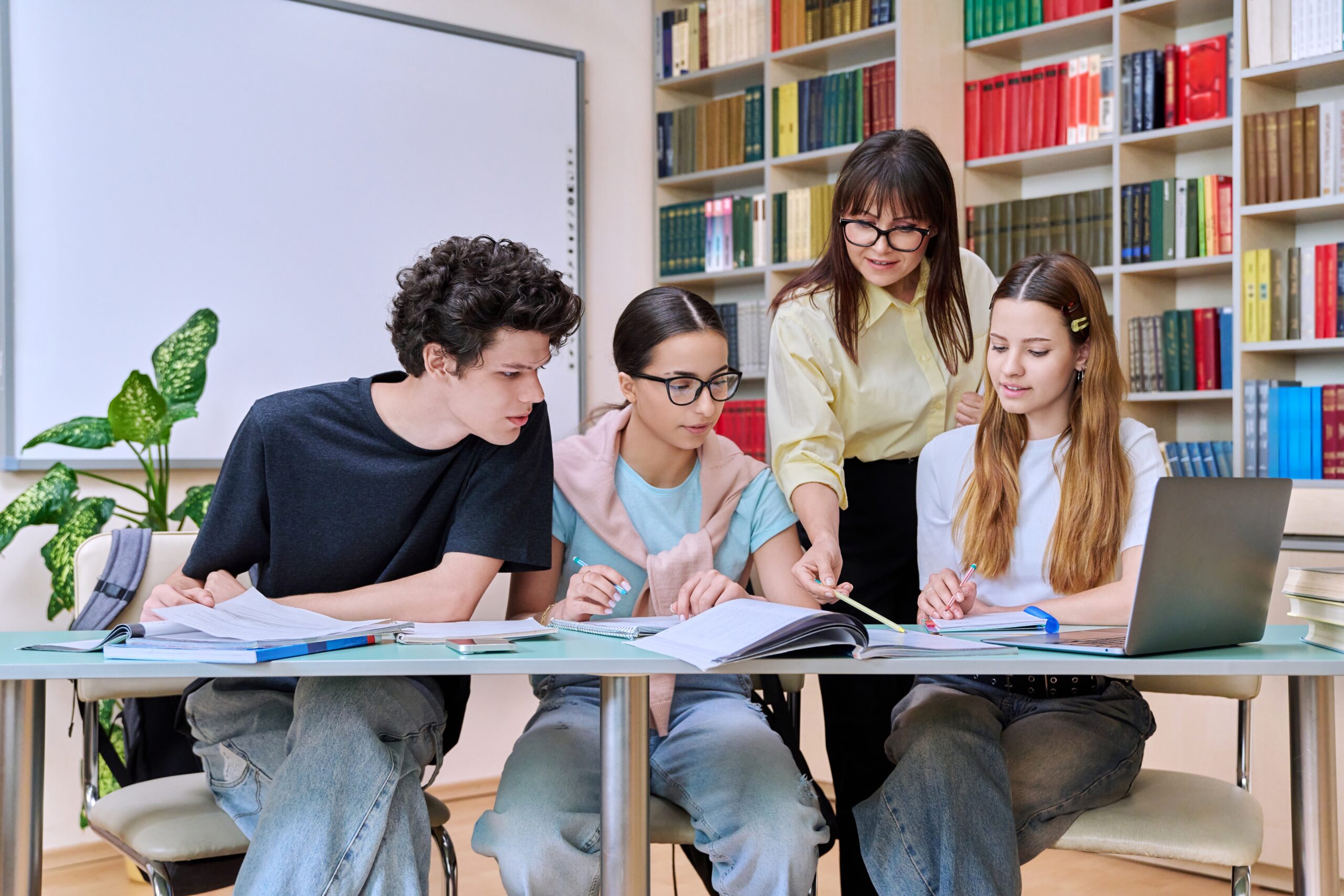 How To Avoid Developing a Drinking Problem in College 2 How to Avoid Developing a Drinking Problem in College