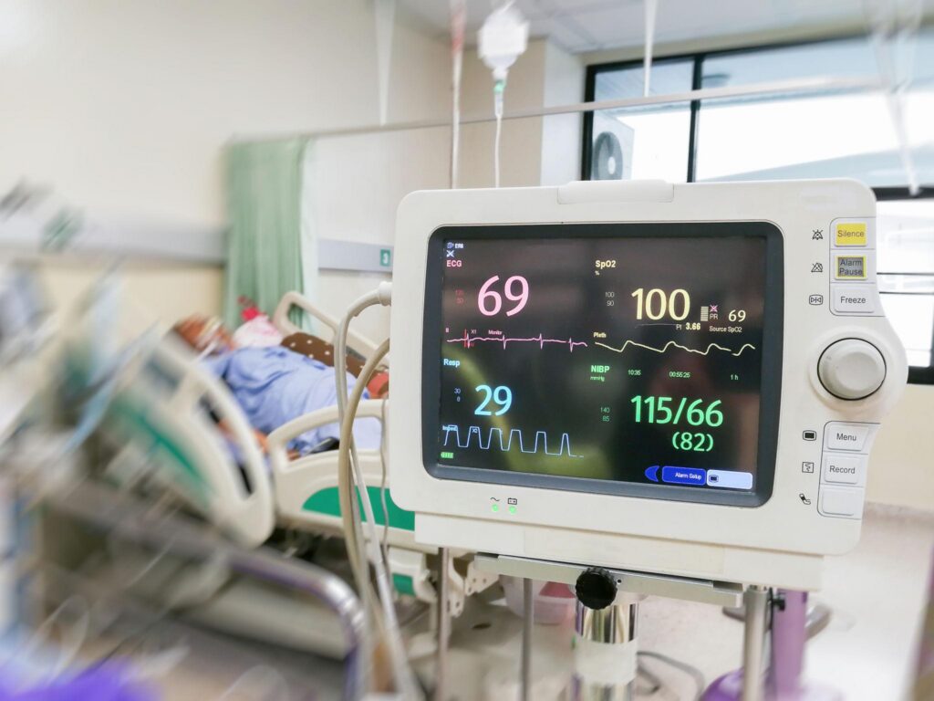 Can Alcohol Withdrawal Kill You? Warning Signs You Should Never Ignore 2 Can Alcohol Withdrawal Kill You? Warning Signs You Should Never Ignore